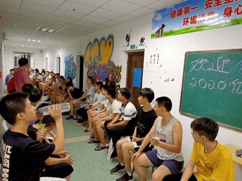 入学必学！合肥一中“港湾教育”启程高一新生新篇章